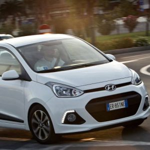 هیوندای i10